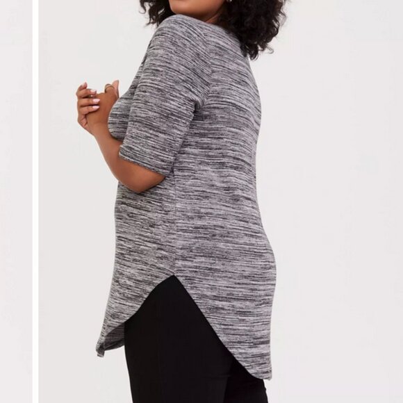 Torrid size 2 Gray Super Soft Plush Tunic Tee - Picture 2 of 8